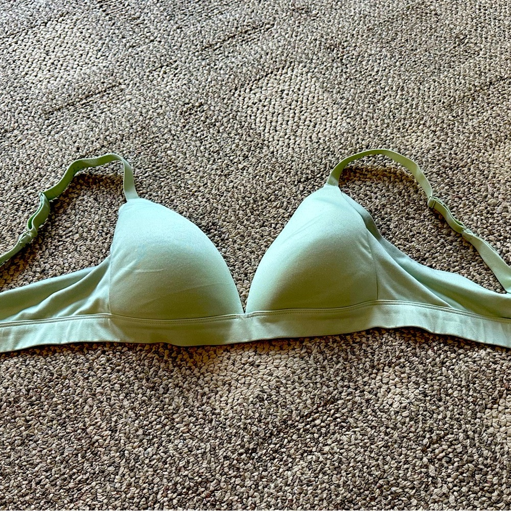 Auden size 38B lightly lined bra